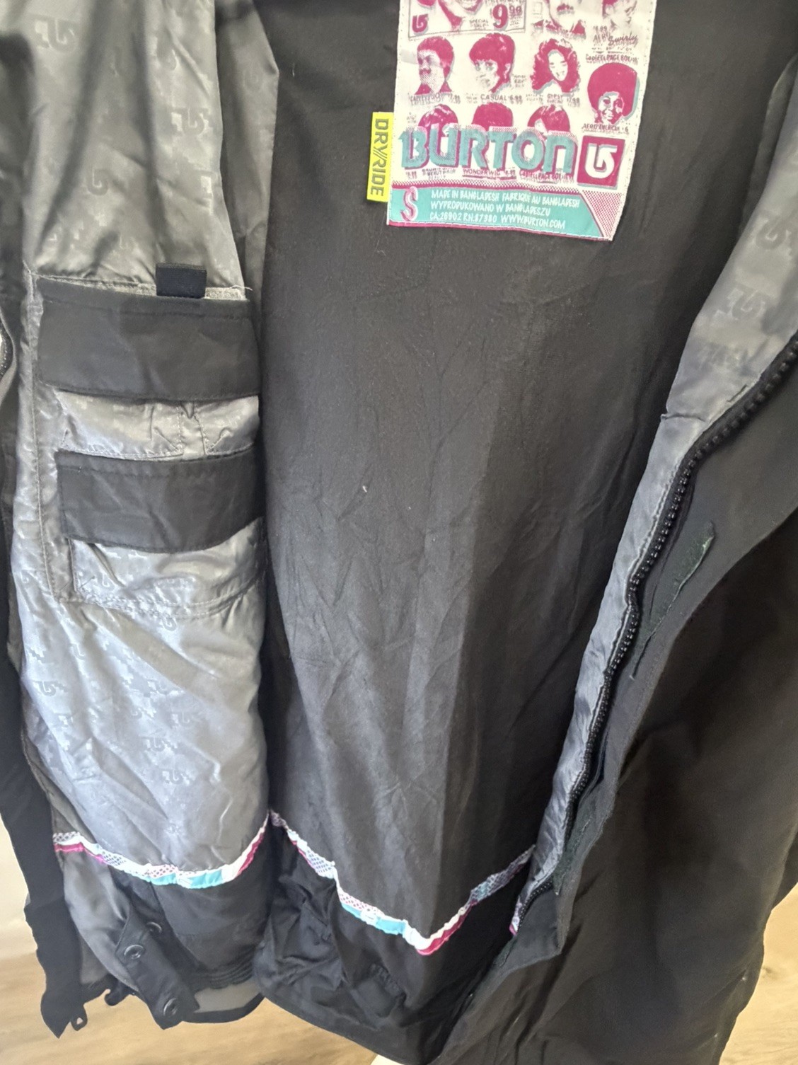 Burton Defender Dryride Jacket Mens Size Small Black Hooded Insulated Ski Snow