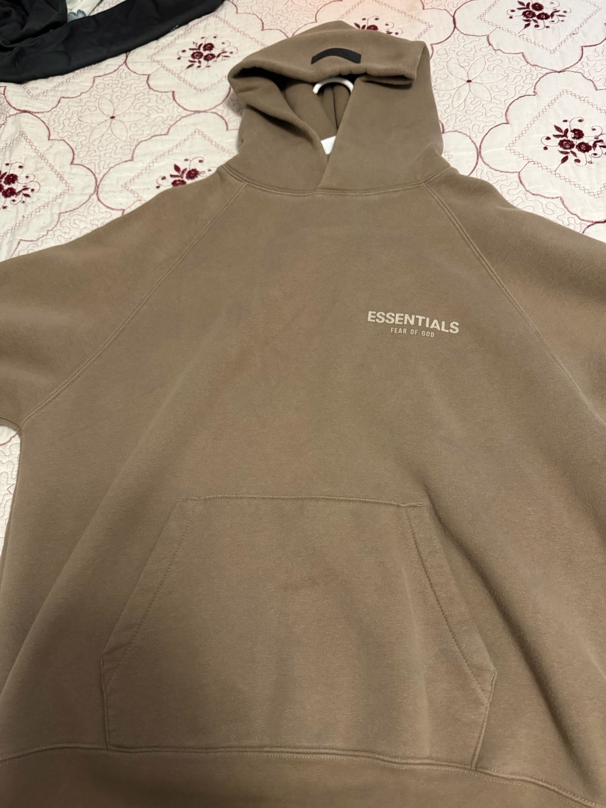 Essentials Fear of God Men’s Brown Pullover Hoodie L Logo Kangaroo Pocket