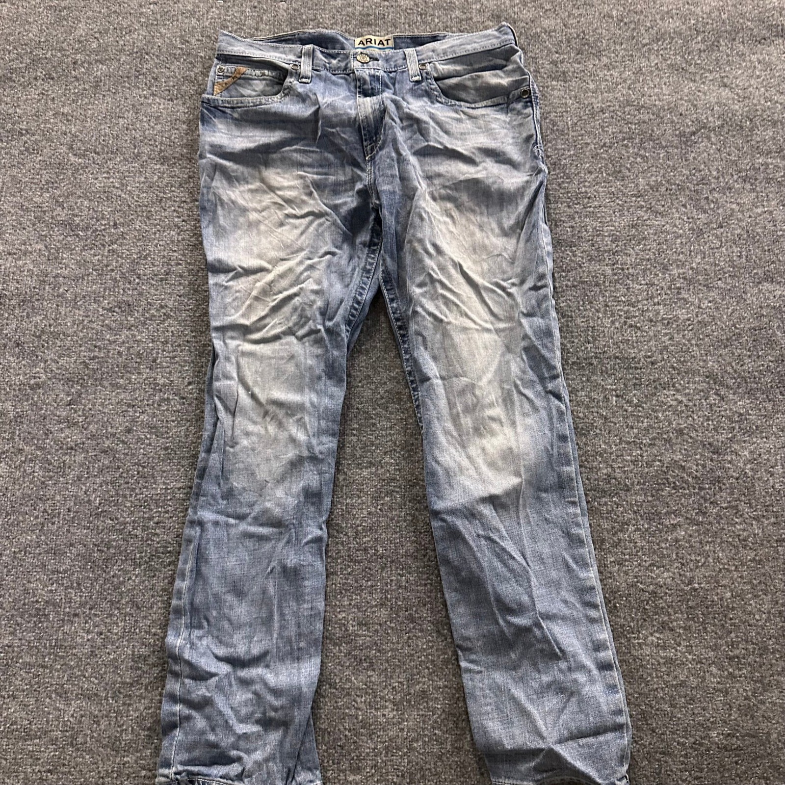 Ariat Jeans Mens 38/34 Blue M2 Traditional Relaxed Boot Cut Light Wash Denim