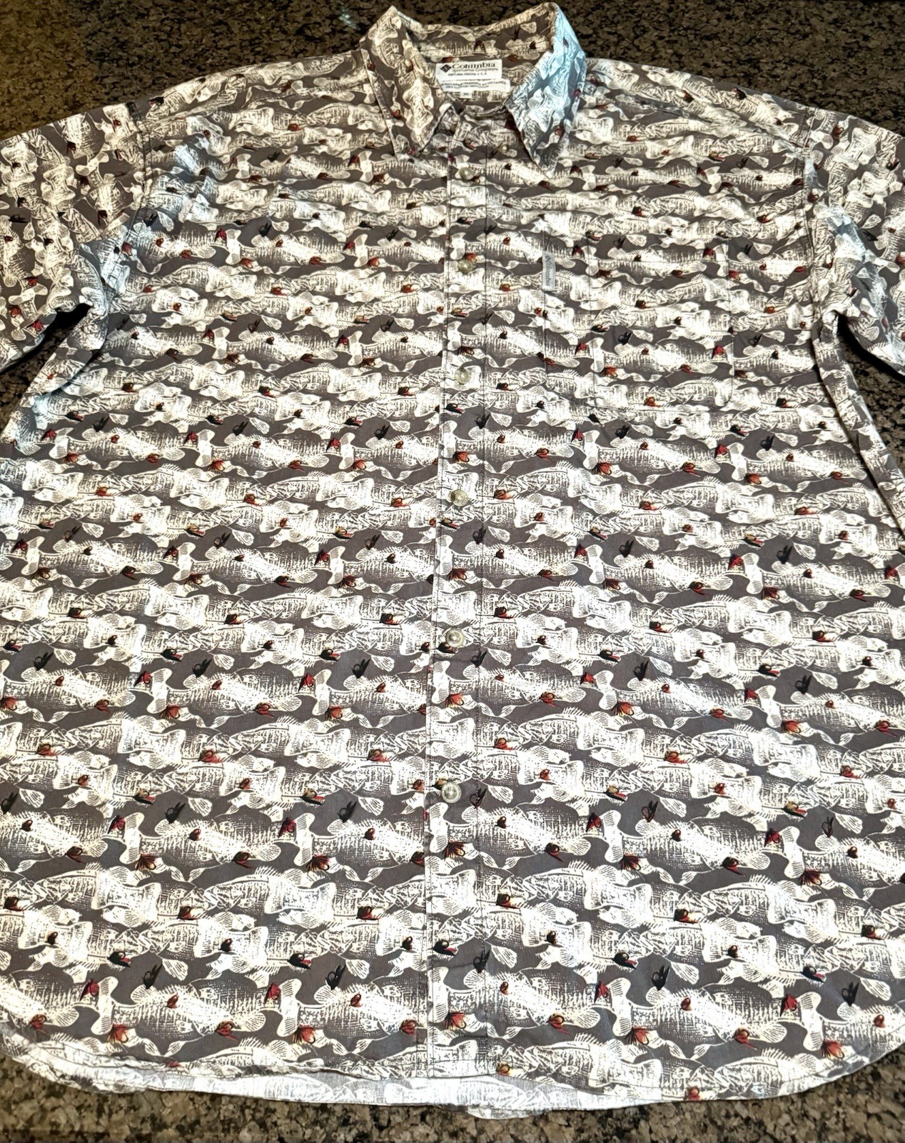 Columbia Men’s Short Sleeve Fishing Camp Fish Cotton Button Shirt Hook Lure XXL