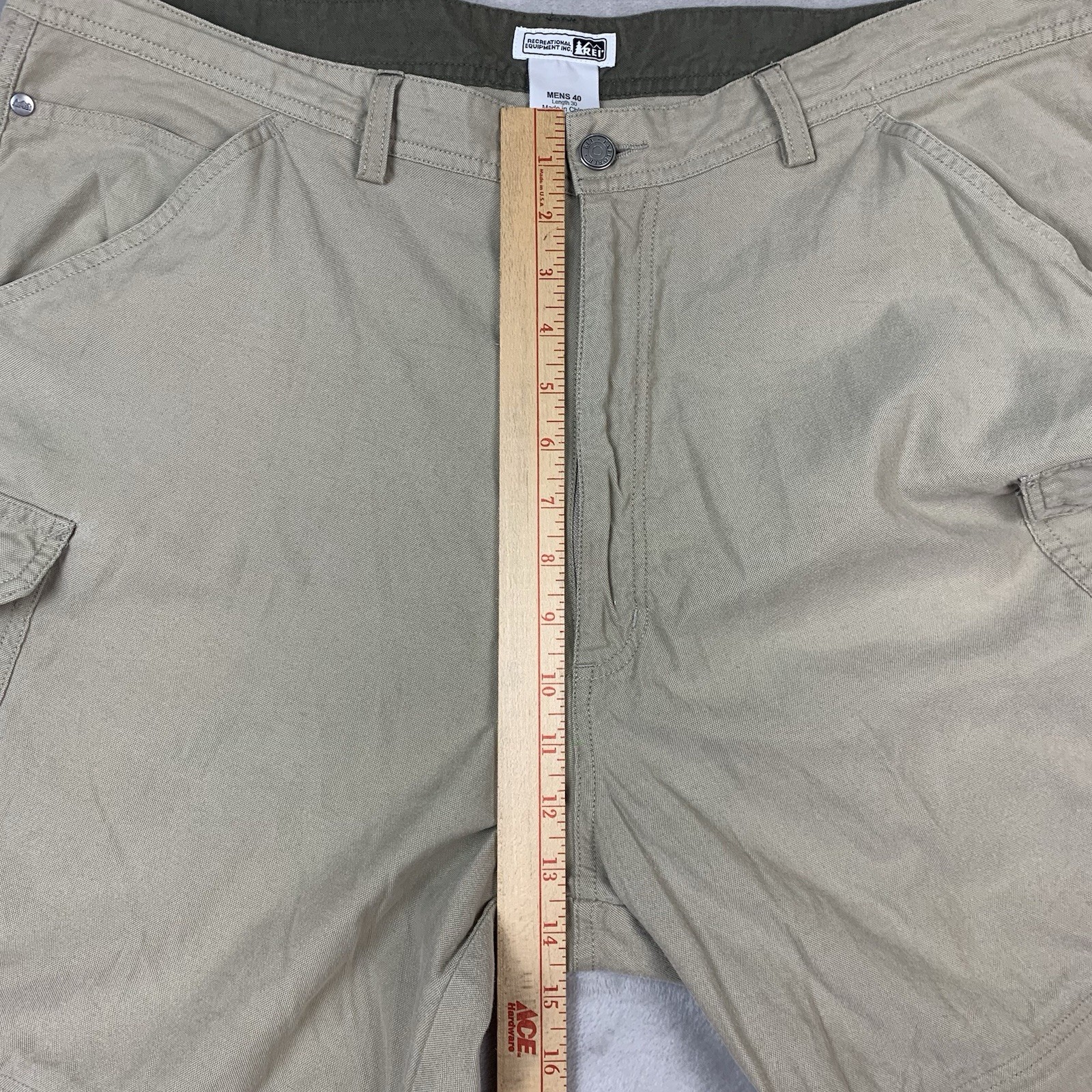 REI Explorer Convertible Pants Mens 40×30* Beige Outdoor Hiking Nylon Cotton