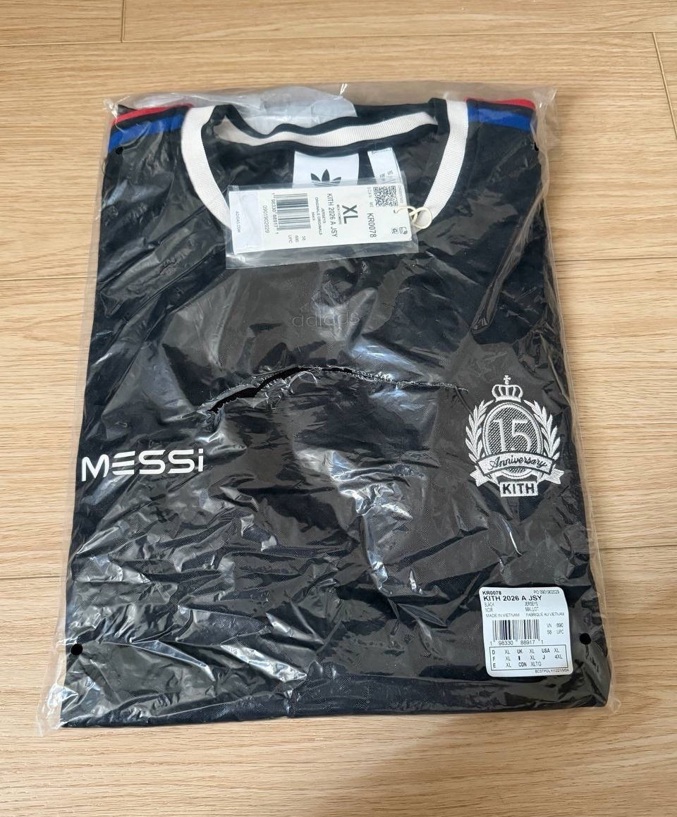 adidas x KITH Messi Logo Black Solid Crew Neck Men’s T-Shirt Size XL