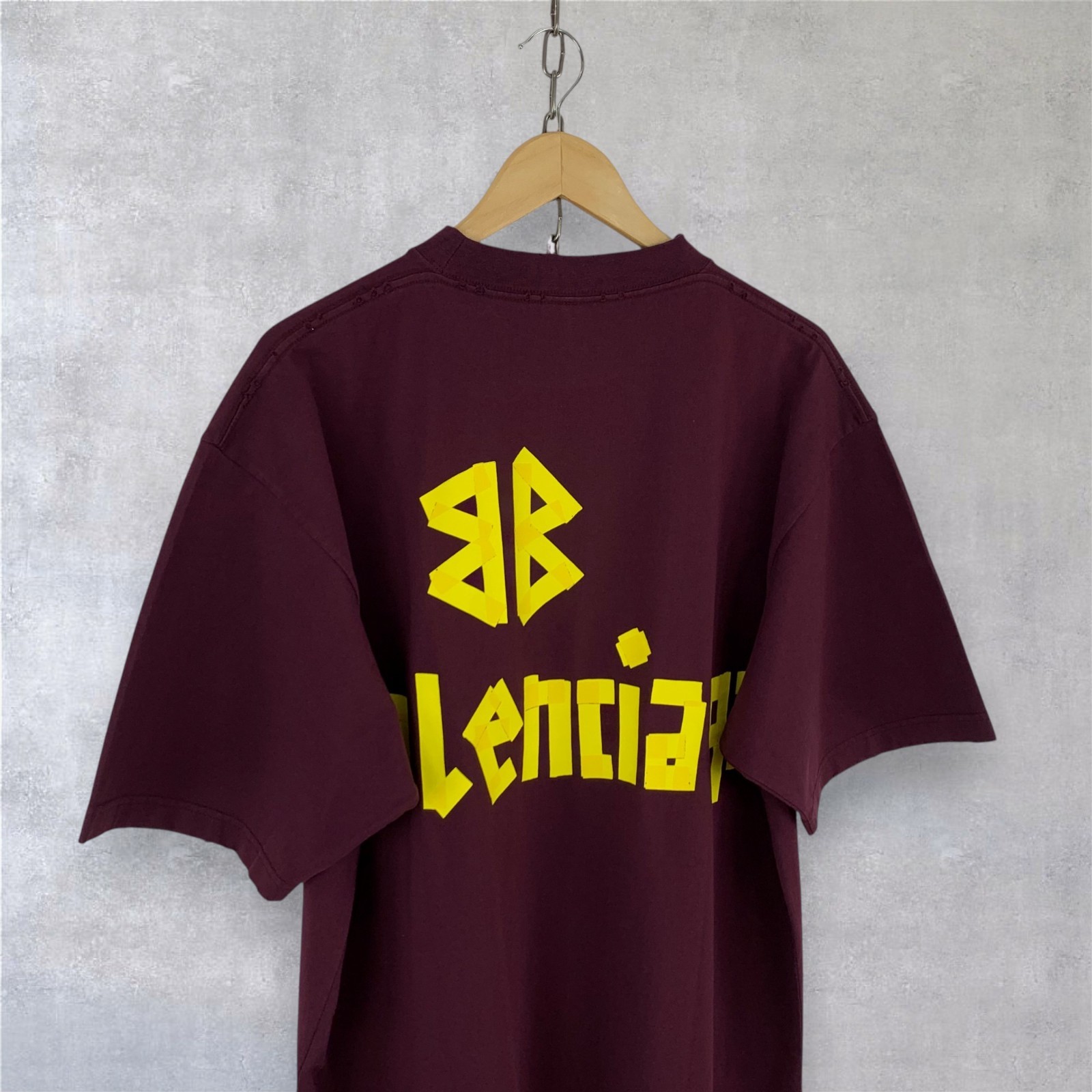 Balenciaga Tape Type Logo Cotton Crewneck Short Sleeve Burgundy T-shirt Size M
