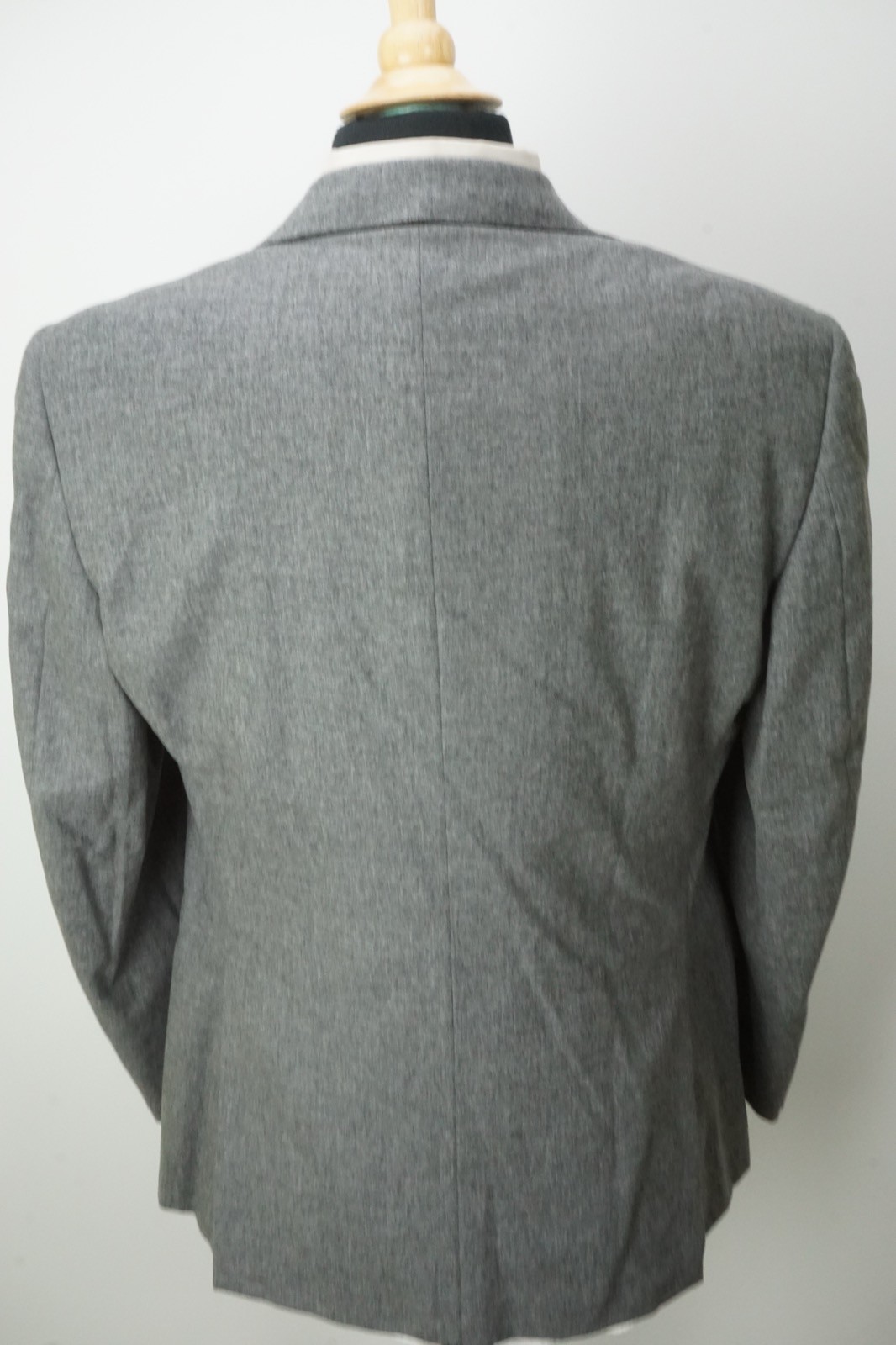 Isaia Solid Gray Flannel 100% Wool 2 Pc Suit Jacket Pants 40R US 50 EU BRAND NEW