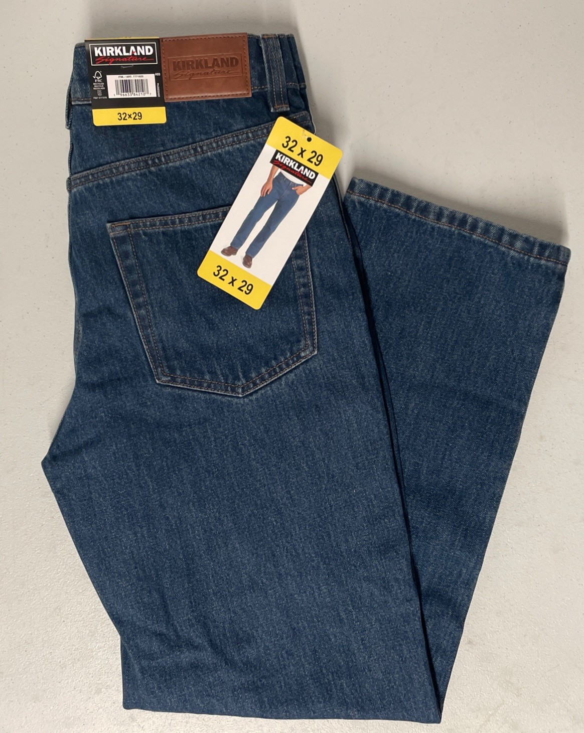 Kirkland Signature Men’s 5-Pocket Relaxed Fit Jeans Cotton Double Stitched 32×29