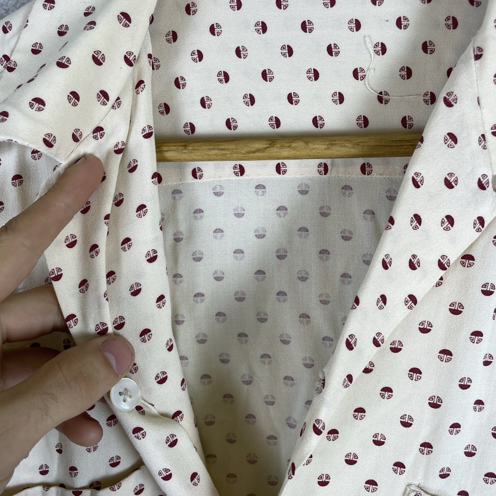 Vintage 1950s Rayon Loop Collar Shirt Long Sleeve Rockabilly AOP Fleck Novelty
