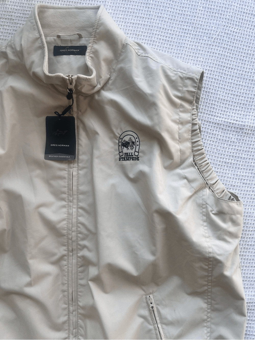 NWT Greg Norman Full Zip Golf Vest Beige Windbreaker Lined Lightweight XXL
