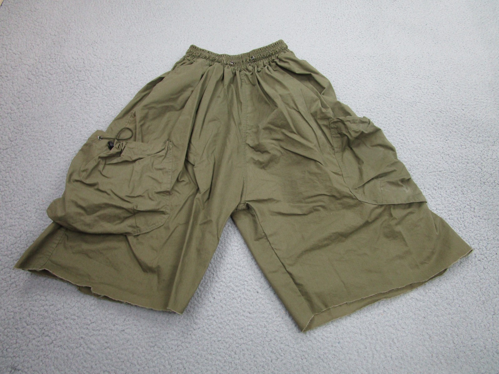 Estudio Niksen Cargo Balloon Shorts Adult S-M Green Baggy loose Parachute cutoff