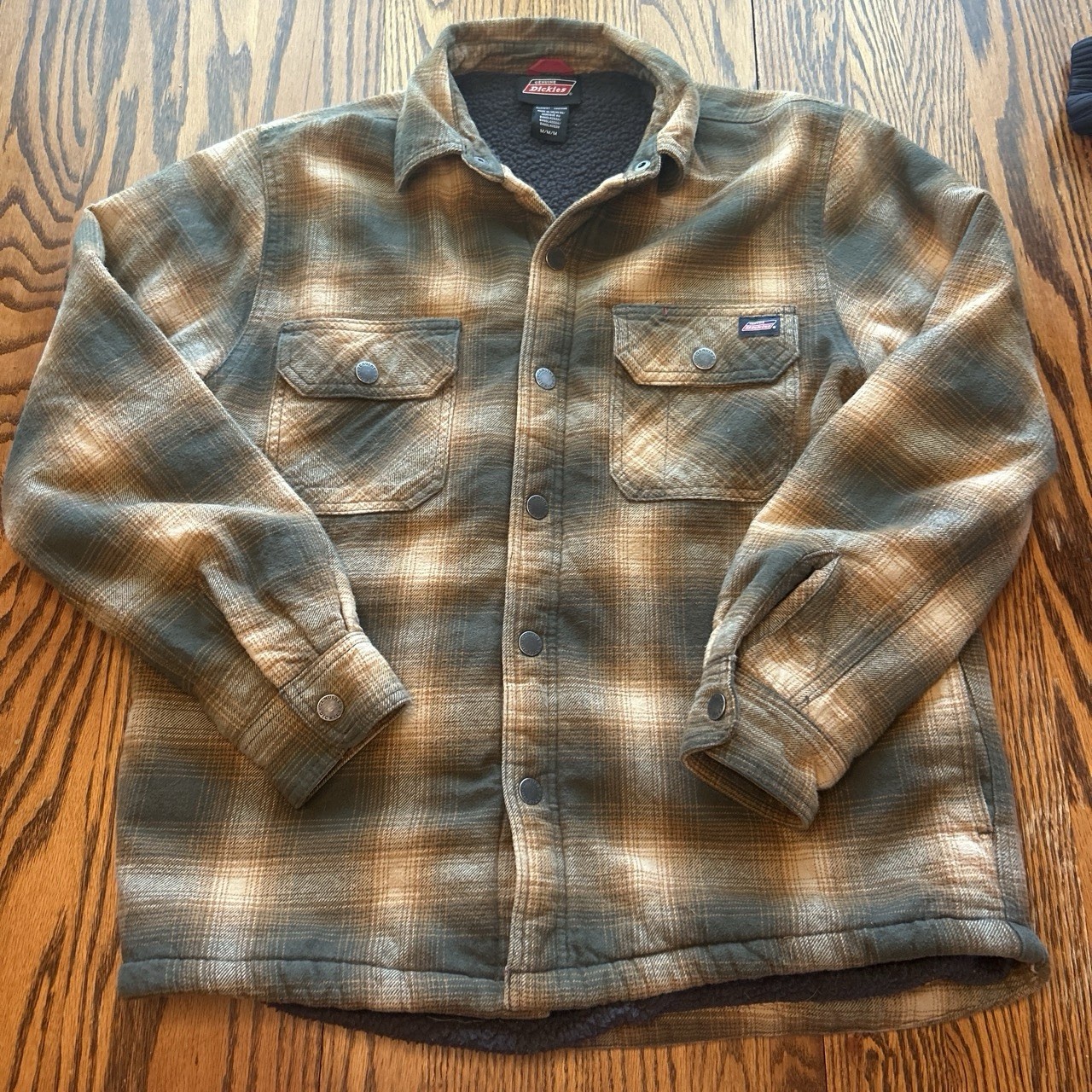 Dickies Men’s Plaid Lined Snap-Front Shacket Jacket w/ Pockets Size M