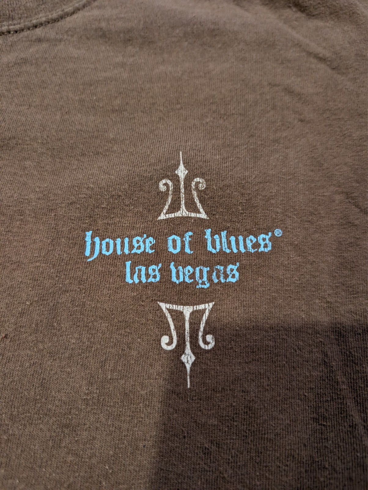 House Of Blues Las Vegas In Blues We Trust Maltese Cross Graphic T Shirt Sz M
