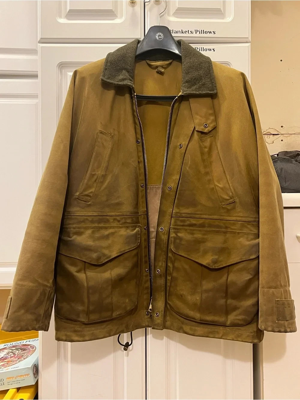 C.C. FILSON Short Lined Cruiser Jacket Oil Tin Cloth Made In USA Jacket Waxed