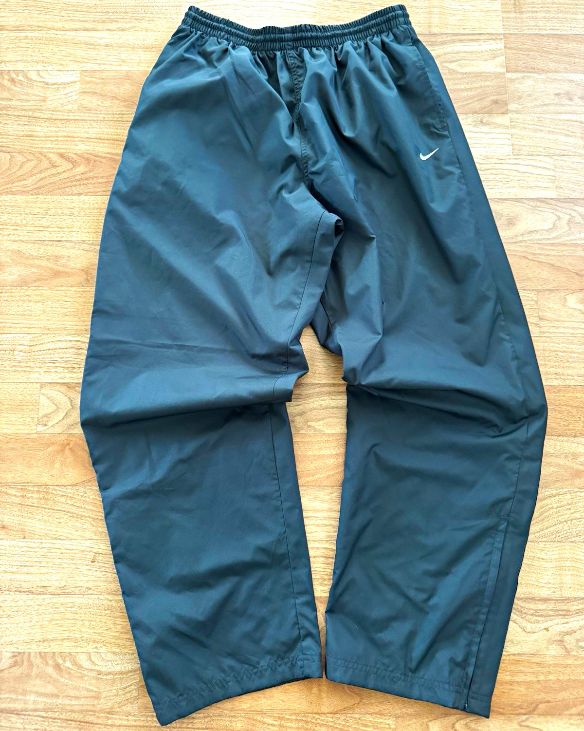 Nike Men’s Gray Track Pants Mesh Elastic Waist Zip Pockets Size XL