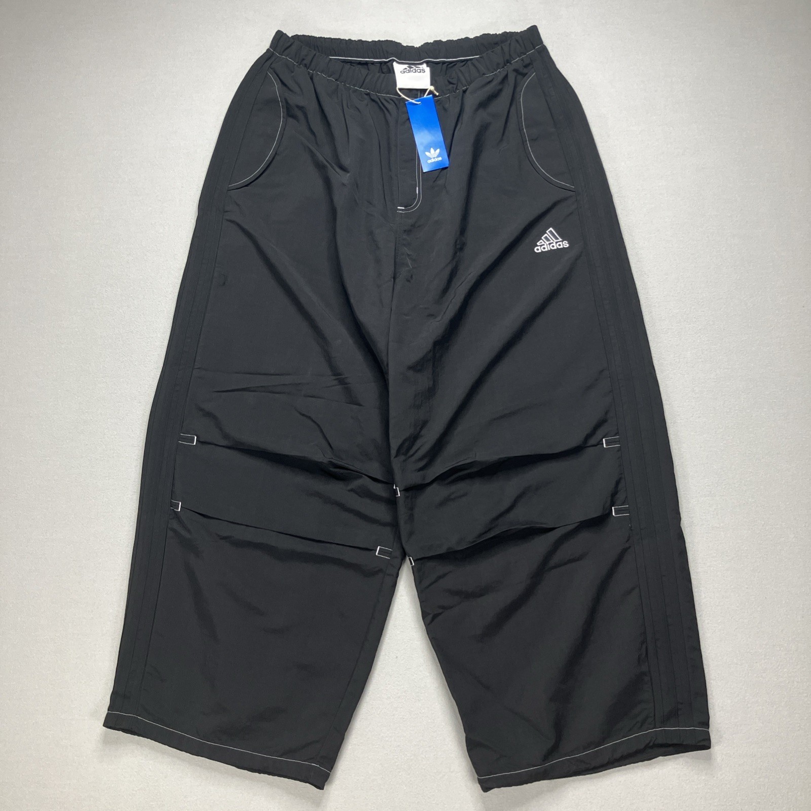 JD5415 Adidas Parachute Loose Fit Pants Bungee-Adjustable Hem Black Men’s Size L