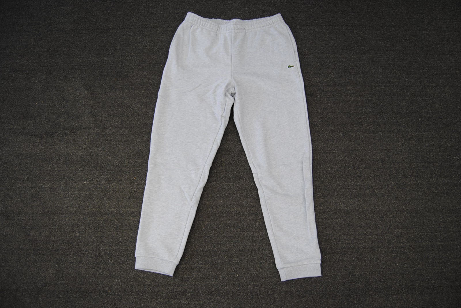 [XH8463-CCA] NEW MEN’S LACOSTE TAPERED FIT TRACKSUITS SWEATPANTS SILVER CHINE