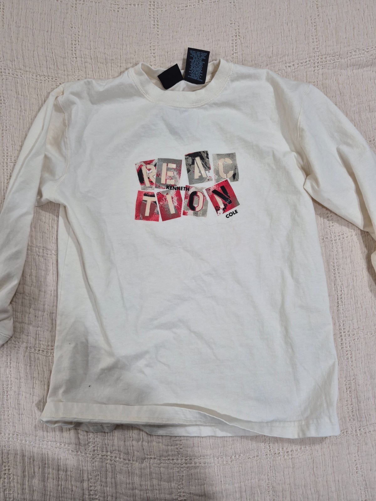 Kenneth Cole Reaction T-Shirt Mens Large White Graphic Logo Long Sleeve Pullover