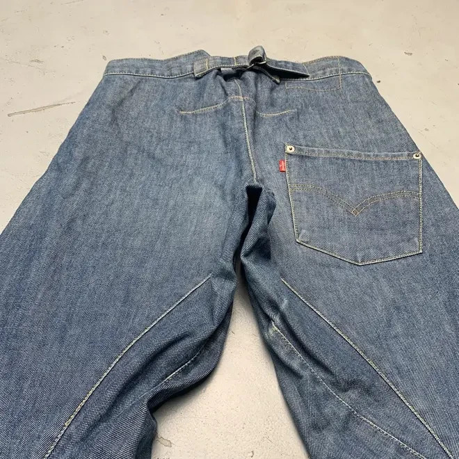 Vintage Levi’s Engineered Jeans Loose W29x29 MADE IN JAPAN