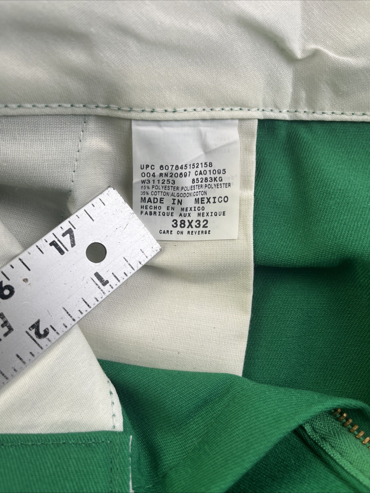 Vtg. Y2K Dickies Loose Fit, Double Knee Work Pants. Green. 38”x32”. NWT