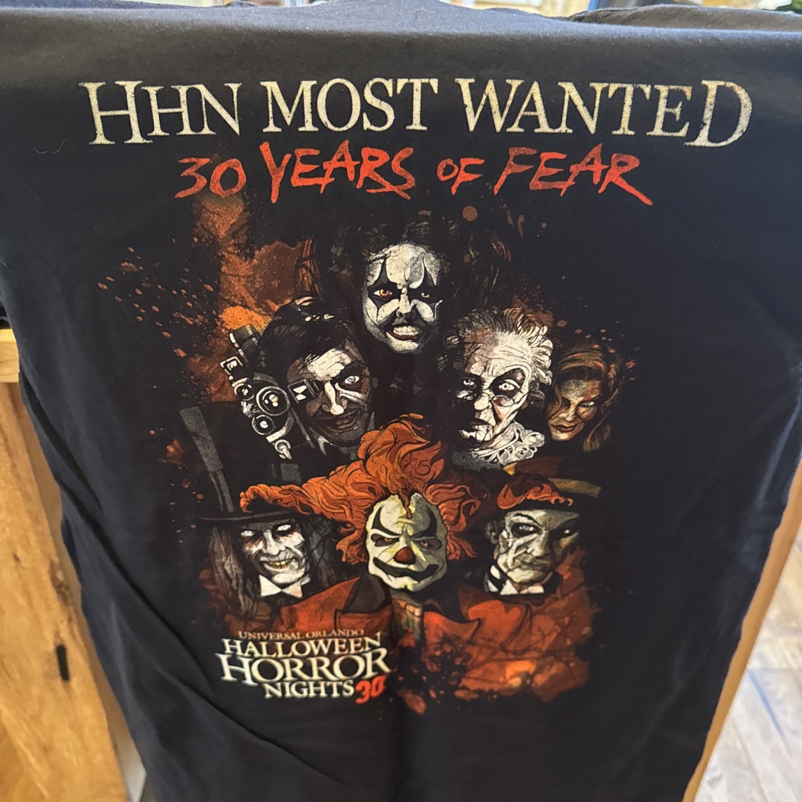 2019 Universal Studios Orlando “Halloween Horror Nights” Staff T-Shirt SZ LG New