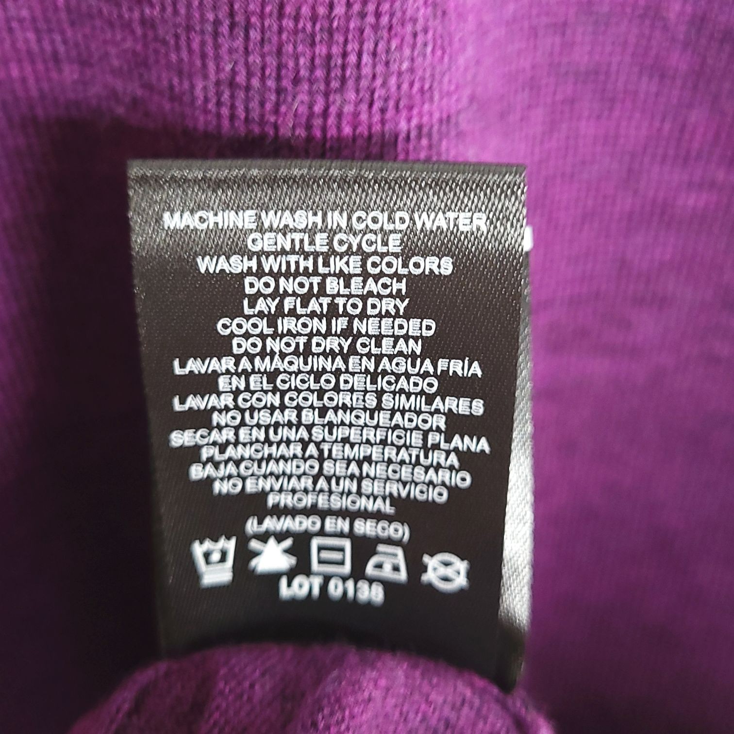 BANANA REPUBLIC Purple Fine Merino Wool Sweater Size XL Crew Neck Natural Fibers