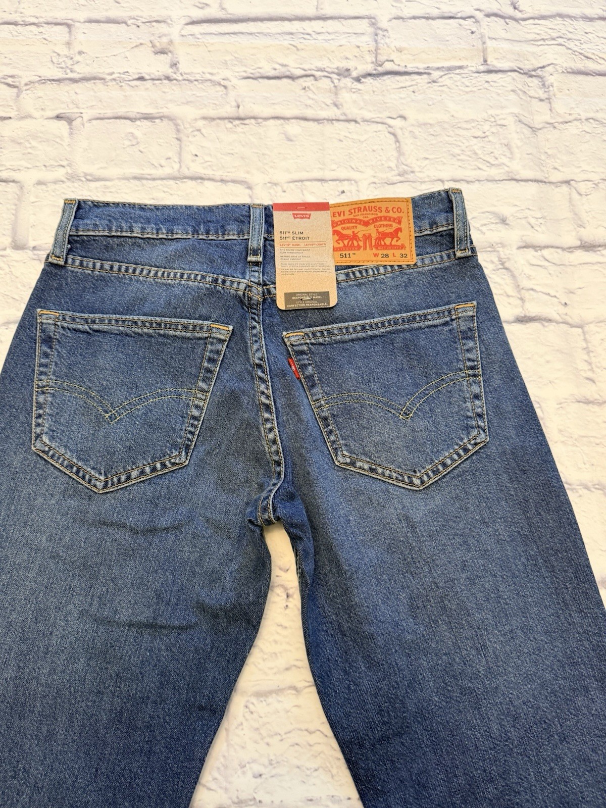 LEVI’S 511 28×32 SLIM FIT MEDIUM WASH JEANS STRETCH SITS BELOW WAIST, NWT