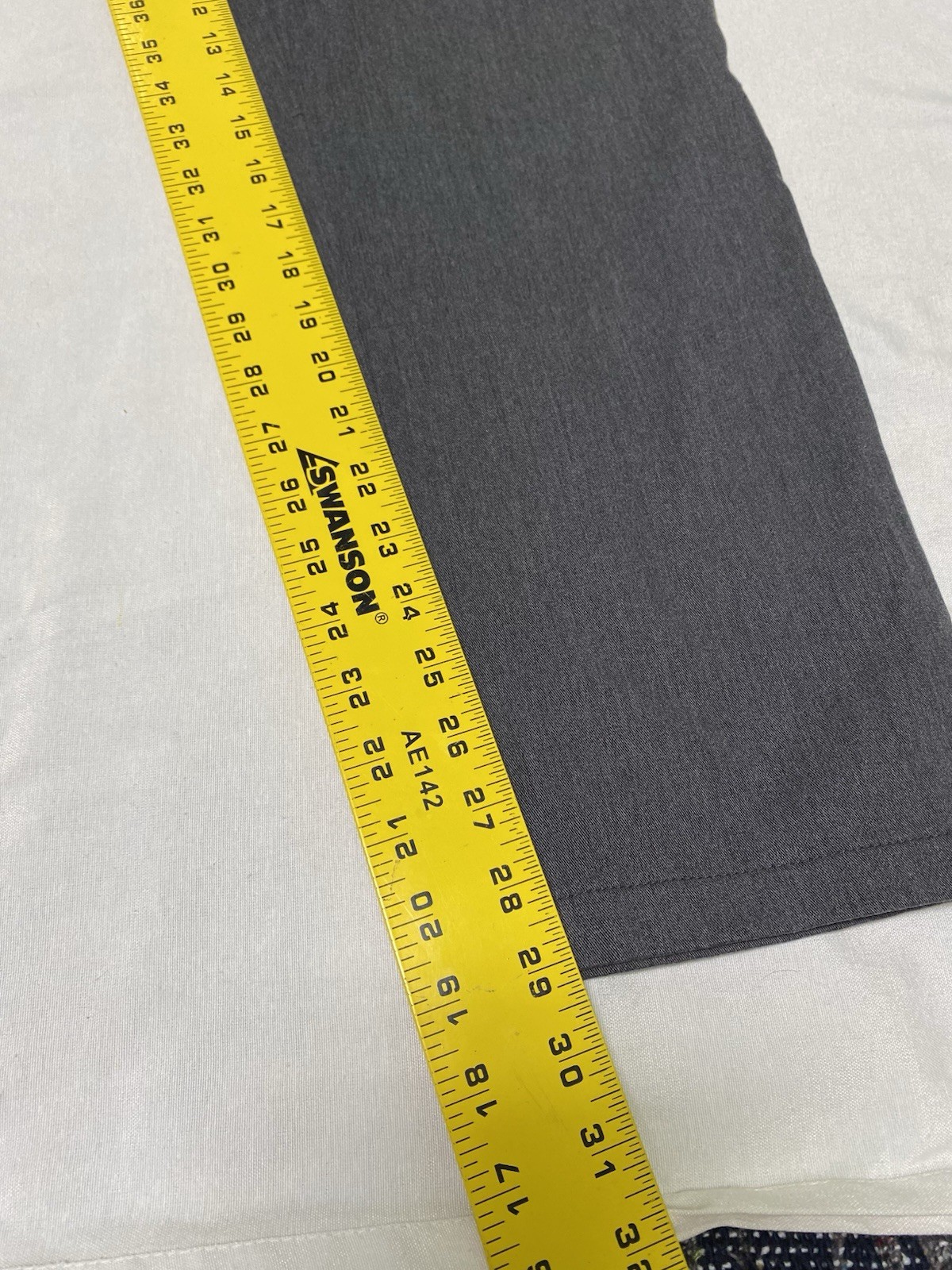 Old Navy Men’s Ultra Slim Built In Flex Dress Slacks Gray Size 38×30 (f)
