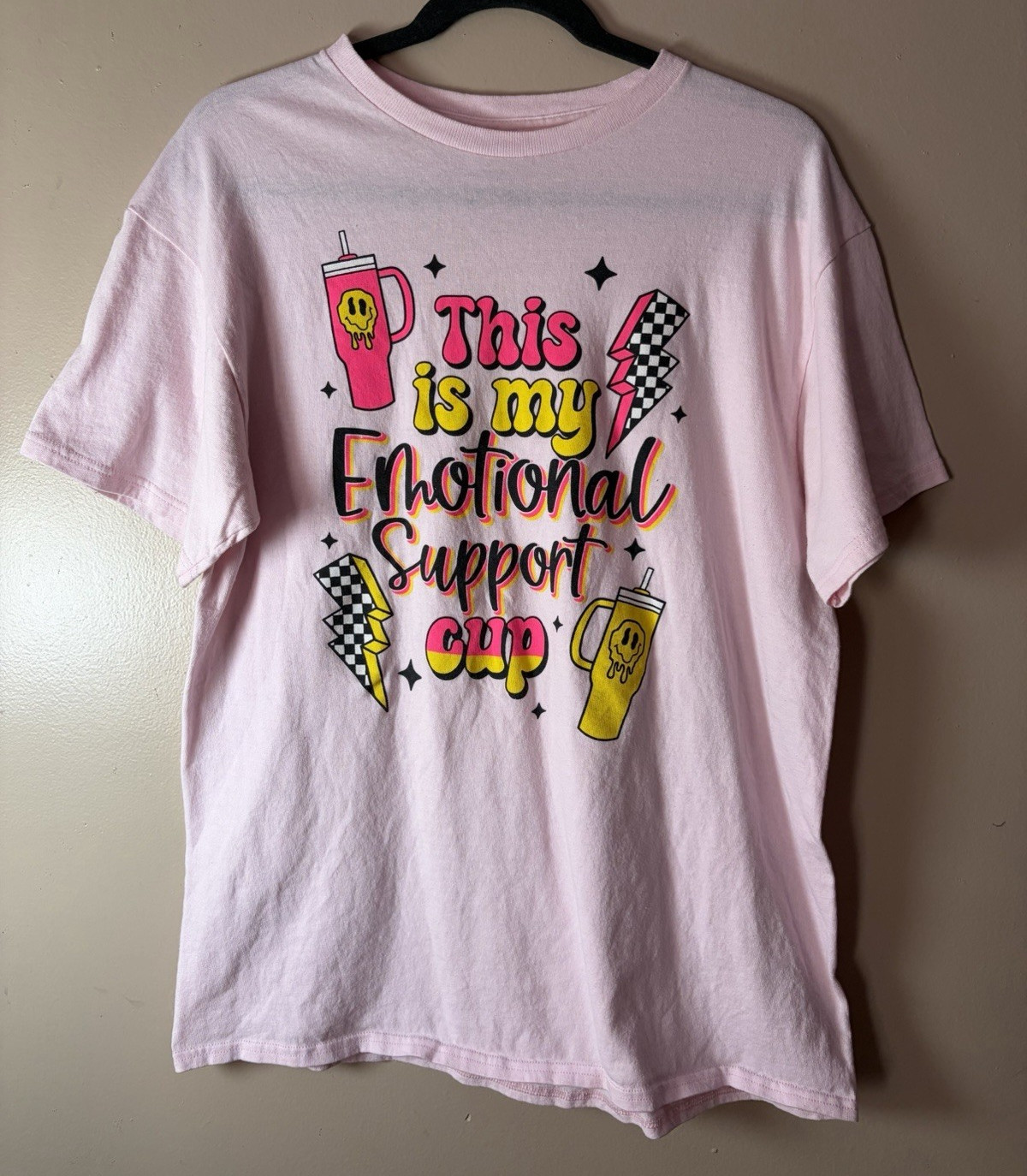 Delta Pro Weight Pink “Emotional Support Cup” Graphic Crew Neck T-Shirt M