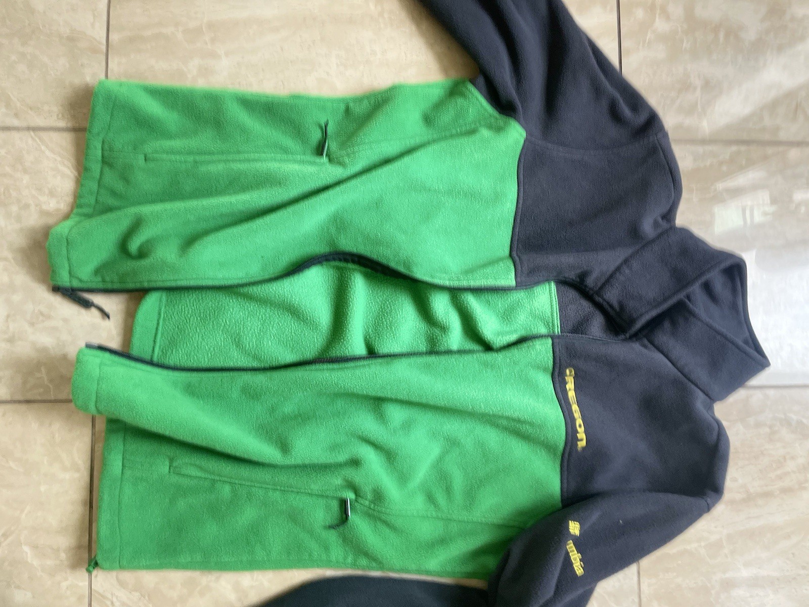 Columbia University of Oregon men’s full-zip fleece jacket