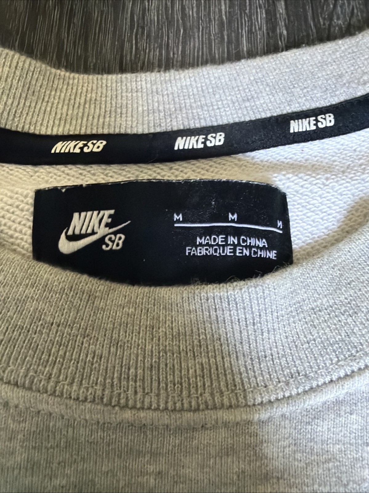 Nike SB Crewneck Mens M Gray Heather Striped Sweatshirt Skater Skateboard