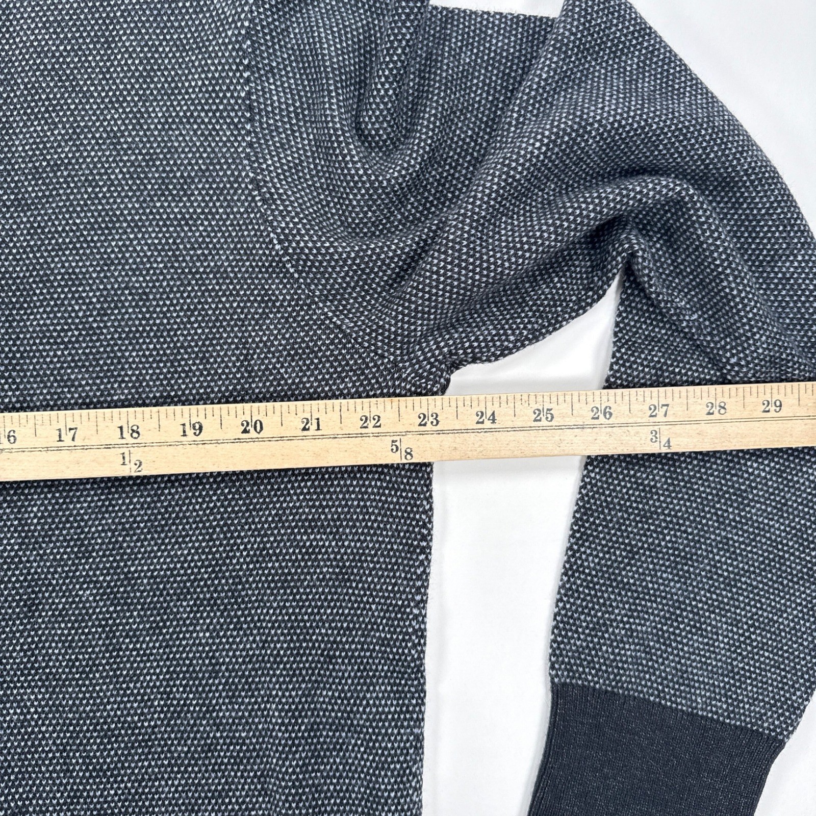 Fair Harbor Mens Sweater Large Navy Grey Micro Texture Crewneck Coastal