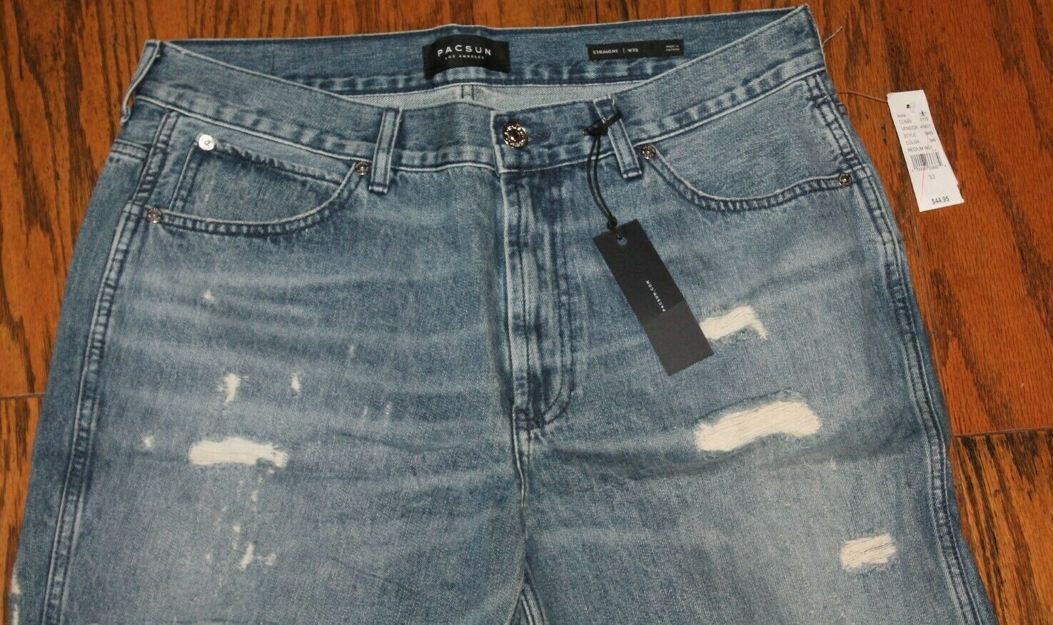Men’s NWT PacSun Blue Jean Distressed Shorts Straight Leg Style 0123 Size 32