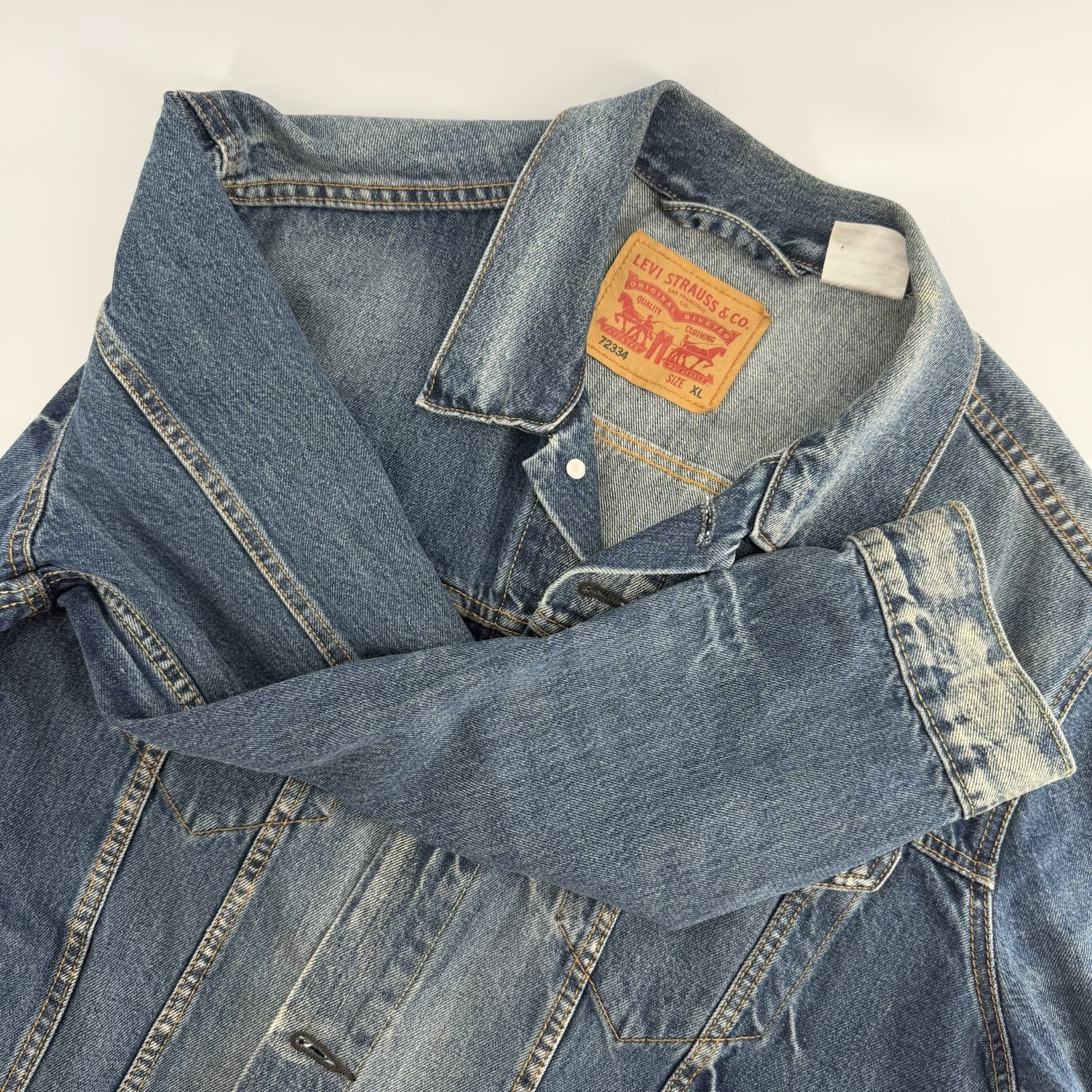 Levi Strauss & Co. Mens Jean Denim Jacket Size XL Cotton 72334