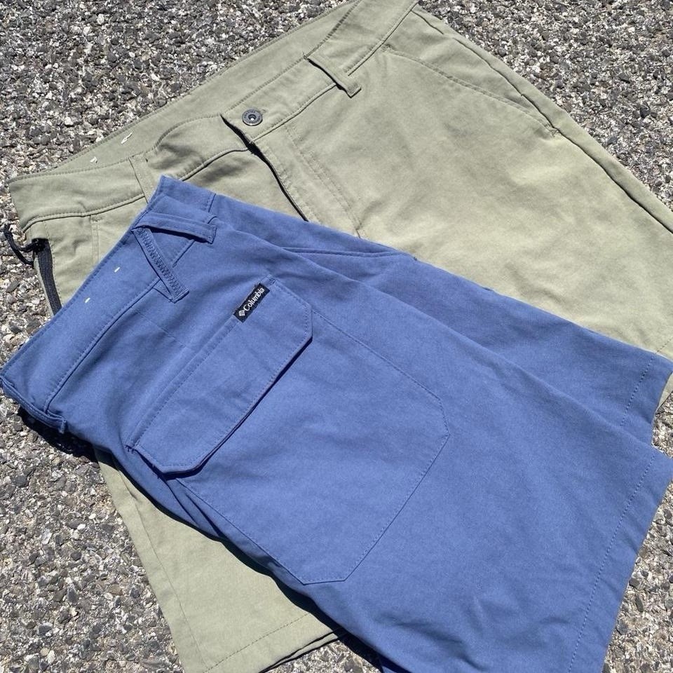 Columbia Hiking Shorts BUNDLE Blue and Green 30W 7L Lightweight Nylon Shorts