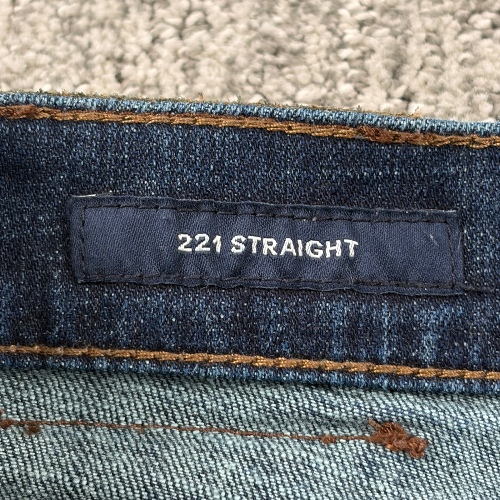 Lucky Brand 221 Straight Jeans Mens 34×30 Dark Wash Blue Denim 7MC1031